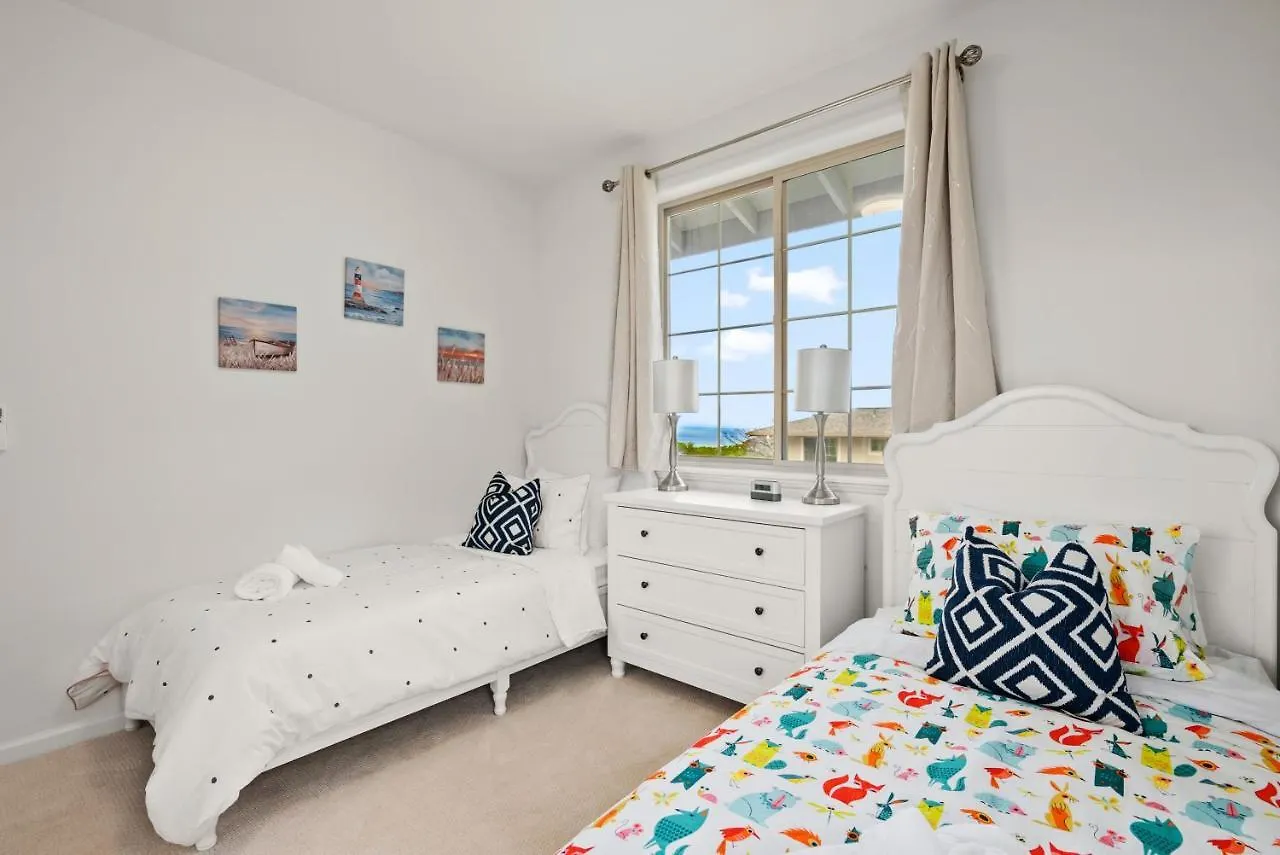 @Marbella Lane-Stunning Oc + Mt Views In Each Room Waianae